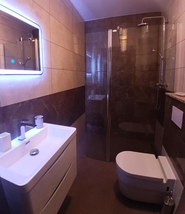 Searenity Pool Suite - Seafront Krmpote-Vodice Eksteriør billede